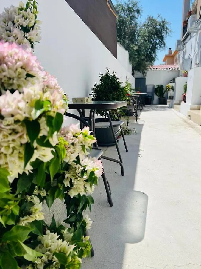 Apartment Impeccable Newly Renovated Studio In Larnaca