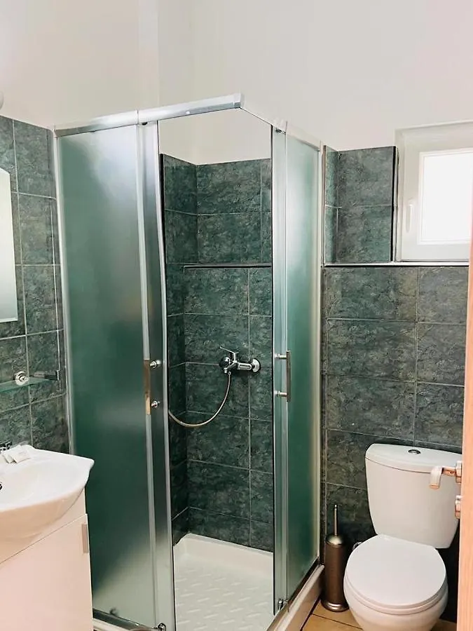 Impeccable Newly Renovated Studio In Larnaca